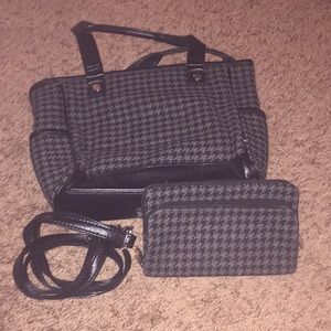 New, Thirty-One Mini Cindy with matching wallet.